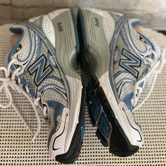 new balance 760 running shoes